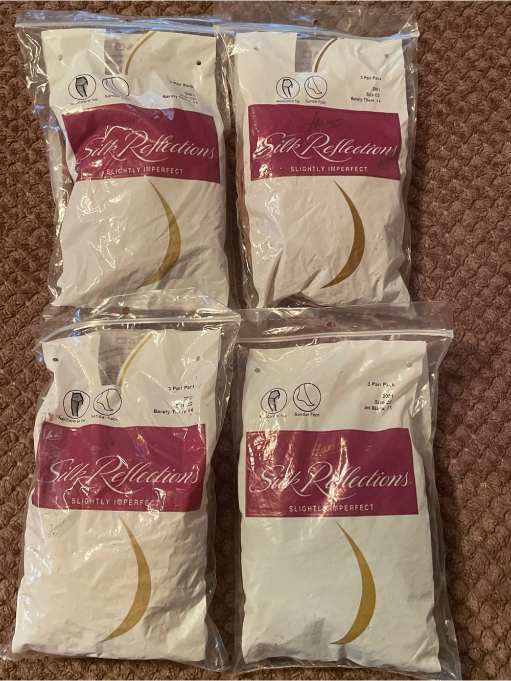 Hanes Silk Reflections Pantyhose Size CD BARELY THERE & JET BLACK - 12 Pair